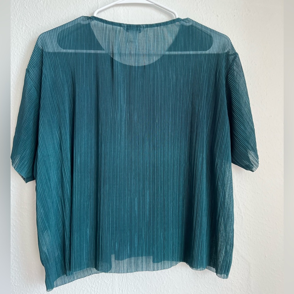 Monki Ribbed Shirt - Picture 2 of 4